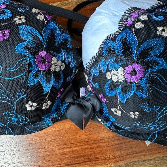 Savage X Fenty Black Caviar Deco Embroidery Wallflower Padded Push-Up Bra - Picture 14 of 16